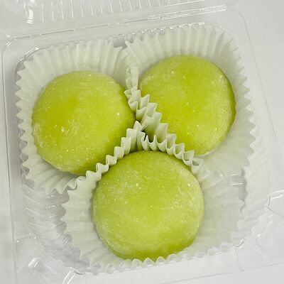 Моти фисташка с малиной в Пекарня кондитерская вишенка по цене 189 ₽