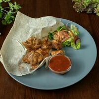 Шашлык из куриного бедра в Dance&grillpark