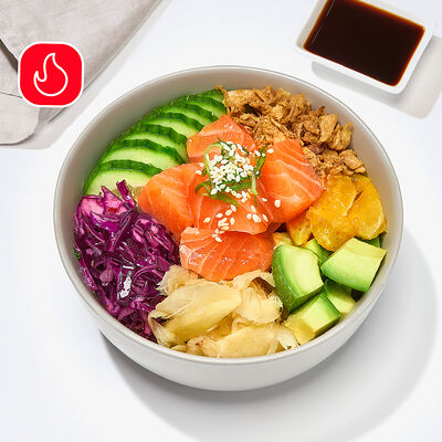 Поке спайси с лососем и авокадо в Много лосося по цене 680