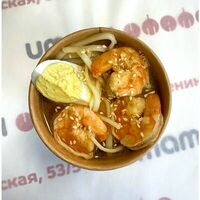 Рамен с тигровой креветкой в Umami