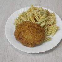 Макароны с куриной котлетой в Бубо пицца
