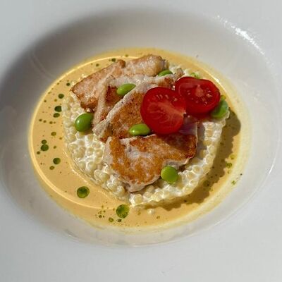 Птитим с курицей в соусе карри в Noba по цене 680 ₽