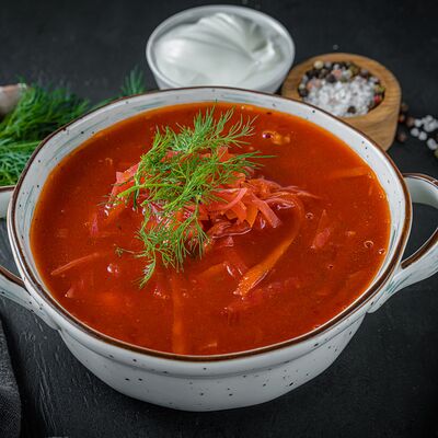 Борщ по-украински в Ресторан Воробьёвы Горы PREMIUM по цене 667 ₽