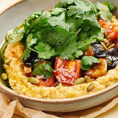 Хумус с хрустящими баклажанами в Корчма по цене 310