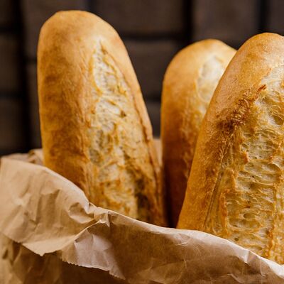 Багет в SCHWARZBROT немецкая пекарня по цене 80 ₽