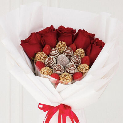 Букет клубники в шоколаде с красными розами №121 в SOK - клубника в шоколаде по цене 5990 ₽