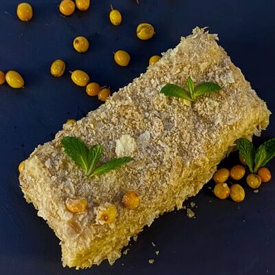 Наполеон с облепихой в Еду домой по цене 310 ₽