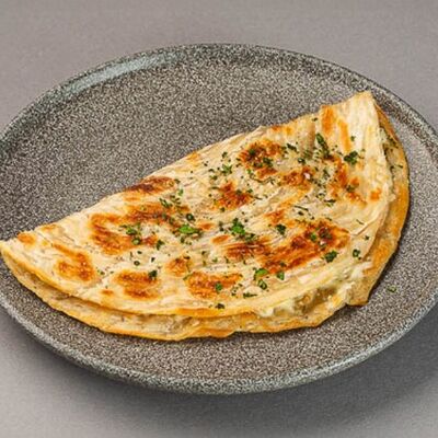 Роти с сыром и зеленью в Шикари по цене 7 р.