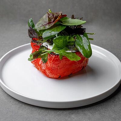 Запеченный болгарский перец, страчателла, харисса в 321 Club by Novikov по цене 830