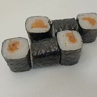 Ролл с лососем мини в Sushi & Shef