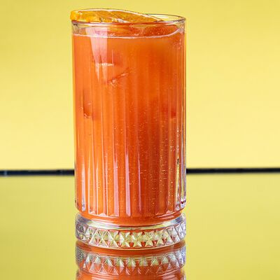 Лимонад Персик-клубника в Pink milk x Lift по цене 430 ₽