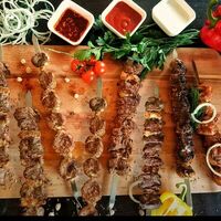 Кебаб Три мяса на компанию в Ararat Wine