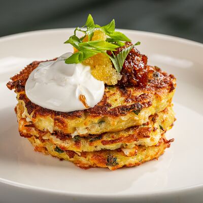 Драники с джемом из беконав Green Pub по цене 1127 ₽