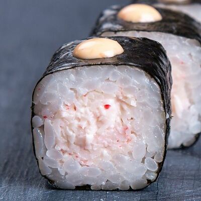 Кани маки в SushiDays по цене 239 ₽