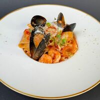 Фетучини с морепродуктами в сливочном соусе в Дула