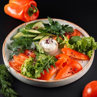 Овощная нарезка в РАХАТ по цене 570 ₽