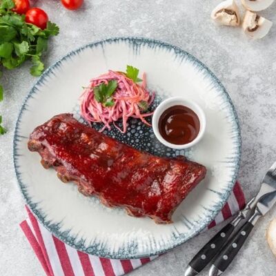 Свиные ребра с соусом барбекю в Кофейня №1 по цене 565 ₽