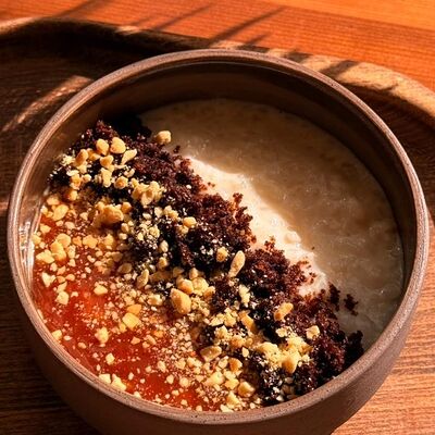 Каша Сникерс в Obakery по цене 435 ₽