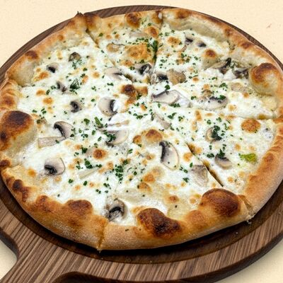 Пицца Жюльен-Мульен в Хайп Пицца-бар по цене 1340 ₽