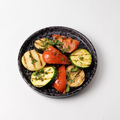 Овощи гриль в Финнеганс по цене 540 ₽