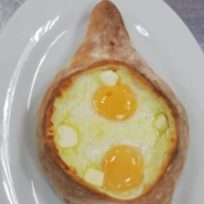 Хачапури по-аджарски в Усадьба принца по цене 530 ₽