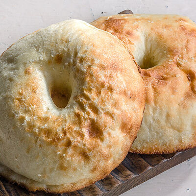 Лепёшка (Мехмон Нон) в Тапчан по цене 130 ₽