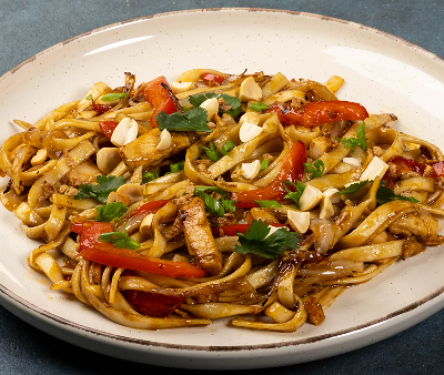 Удон с курицей терияки в Uno - завтраки весь день по цене 599 ₽