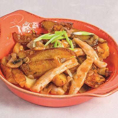 Картофель с курочкой терияки в Луиджи & Тосё по цене 189