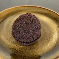 Пирожное Картошка в Mon Baton