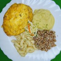 Отбивная куриная по-французски с гарниром в Шарк