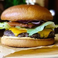 Тэйсти бургер в Rocket