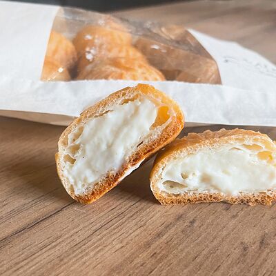 Профитроли со сливочным кремом в АМ по цене 380 ₽