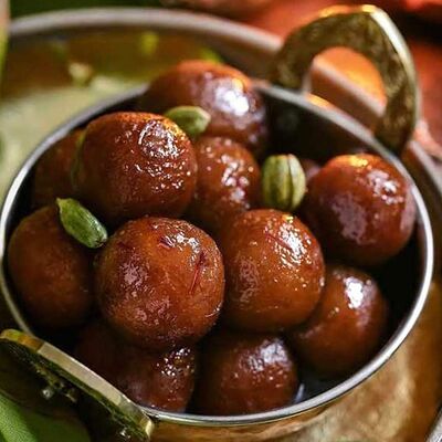 Гулаб джамун -Gulab Jamun в Curry индийская кухня Халяль Halal по цене 250