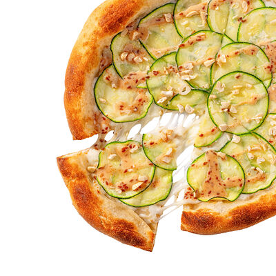 Цукини с кешью круглая в Zotman Pizza по цене 690 ₽