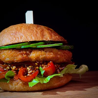 Бургер Терияки в Red Rocket Bar по цене 580 ₽