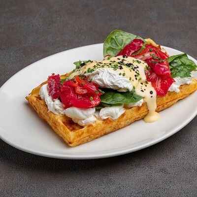 Бельгийская вафля в МОСТ бистро по цене 750 ₽