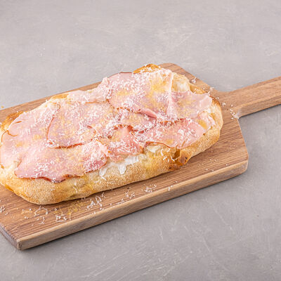 Пицца Окорок и Пармезан в Мечтатели по цене 595 ₽