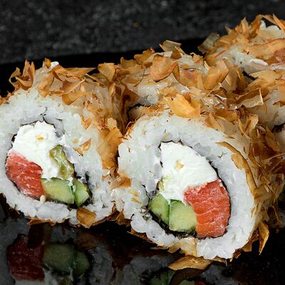 Ролл Бонито 1/2 в Ем с Матрёшкой по цене 430 ₽