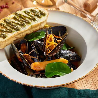 Соте из мидий с соусом Том Ям в Liman по цене 1380 ₽