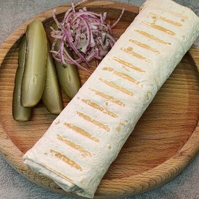 Шаурма с красным лукомв ONLY FOOD по цене 399 ₽