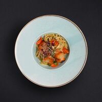 Лингвини с индейкой и авторским соусом песто в Roof Panorama Cafe