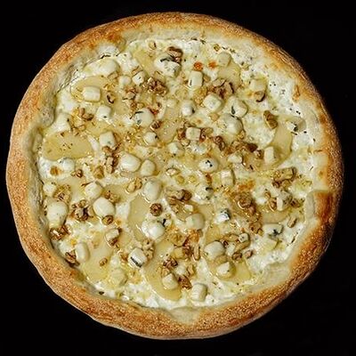 Пицца с грушей (30 см) в Квикфуд по цене 1024 ₽