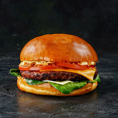 Бургер Три сыра в Магбургер & Братья Караваевы по цене 395