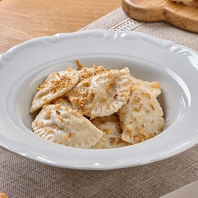 Вареники с грибами в Гопак по цене 715 ₽