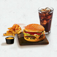 Комбо Чизбургер и фри и напиток в Pizza HeartPizza Hut