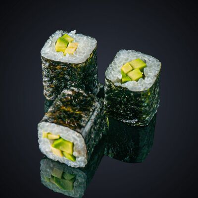 Маки с авокадо в Уми Суши по цене 280 ₽