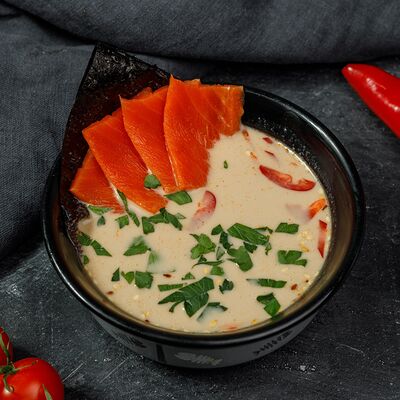 Суп с лососем в Sushi Pizza Top по цене 420 ₽