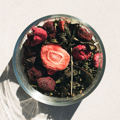 Чай Земляника в Angel Cakes по цене 550 ₽