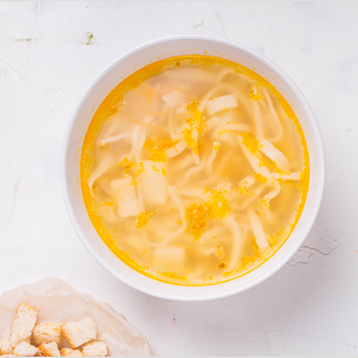 Куриный суп с лапшой в Pizza Sun по цене 269 ₽