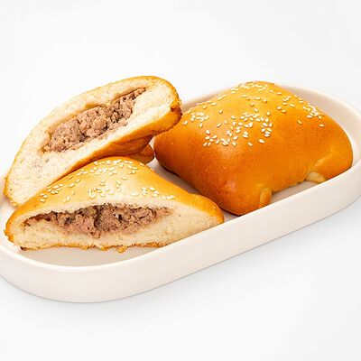 Пирожок печеный с мясом 2 штуки в Болтушка кулинария-кондитерская по цене 178 ₽